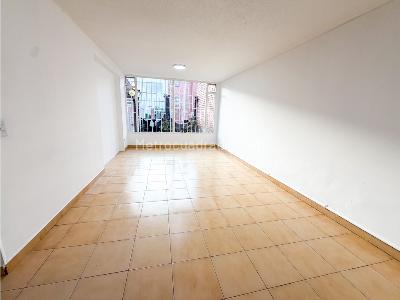 Casa de 5 alcobas en venta en La Patria, Bogotá, 250 m² · foto 3 de 20