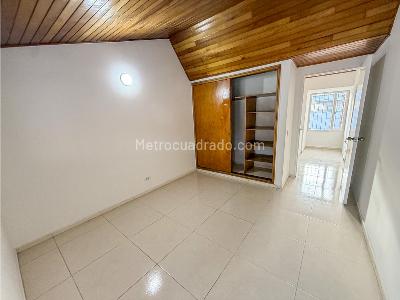 Casa de 5 alcobas en venta en La Patria, Bogotá, 250 m² · foto 14 de 20