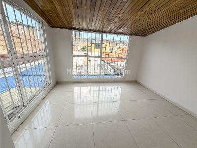 Casa de 5 alcobas en venta en La Patria, Bogotá, 250 m² · foto 17 de 20