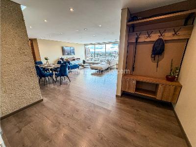 Apartamento de 3 alcobas en venta en Los Andes, Bogotá, 154 m² · foto 2 de 20