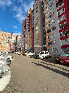 Apartamento de 3 alcobas en venta en El Pinar De Suba I, Bogotá, 45 m² · foto 2 de 16