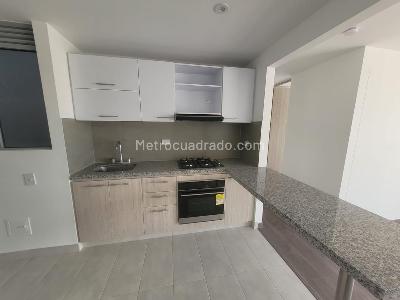 Apartamento en venta en Alcala Cerezos Mosquera, Mosquera · foto 4 de 19