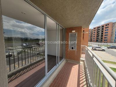 Apartamento en venta en Alcala Cerezos Mosquera, Mosquera · foto 6 de 19