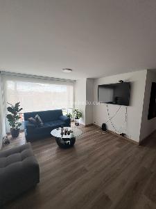 Apartamento en venta en Mazuren, Bogotá · foto 6 de 15