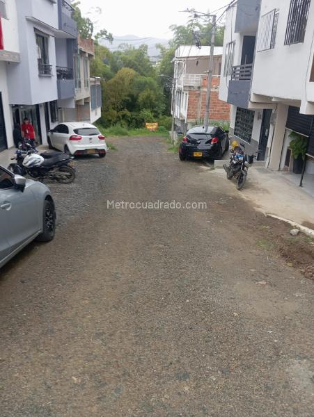 Lote en Venta, La Pradera, Dosquebradas - Vista 2
