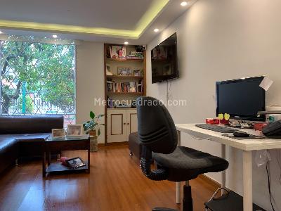 Apartamento en venta en La Colina Campestre, Bogotá · foto 3 de 20