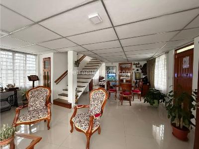 Casa de 4 alcobas en venta en Asuncion Manizales, Manizales, 214 m² · foto 3 de 19