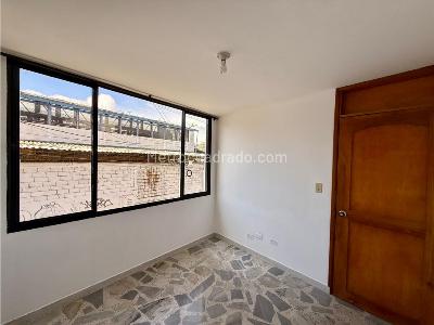Casa en venta en Alta Suiza, Manizales · foto 9 de 18