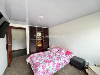 Apartamento en venta en La Camelia, Manizales · foto 9 de 10