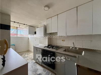 Apartamento en venta en Chipre, Manizales · foto 4 de 12