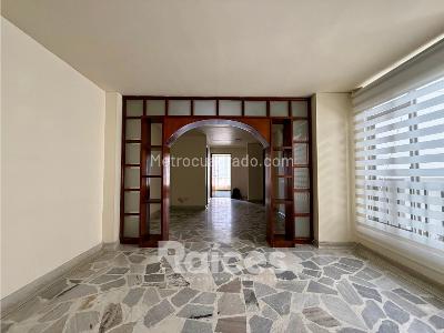 Apartamento en venta en Chipre, Manizales · foto 6 de 12