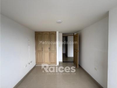 Apartamento en venta en Chipre, Manizales · foto 8 de 16