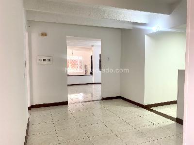Casa de 5 alcobas en venta en Modelia, Bogotá, 195 m² · foto 4 de 20