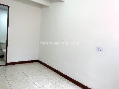Casa de 5 alcobas en venta en Modelia, Bogotá, 195 m² · foto 8 de 20
