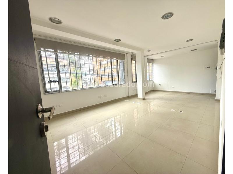 Oficina en Arriendo, El Lago, Bogotá D.C. - Vista 2