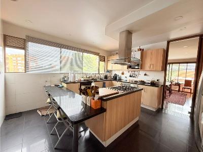 Apartamento de 3 alcobas en arriendo en La Cabrera El Refugio, Bogotá, 270 m² · foto 8 de 20