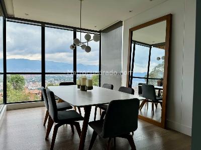 Apartamento de 3 alcobas en venta en Cerros De Sotileza, Bogotá, 208 m² · foto 3 de 12