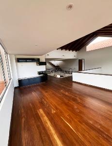 Casa de 5 alcobas en venta en San Jose De Bavaria, Bogotá, 750 m² · foto 10 de 17
