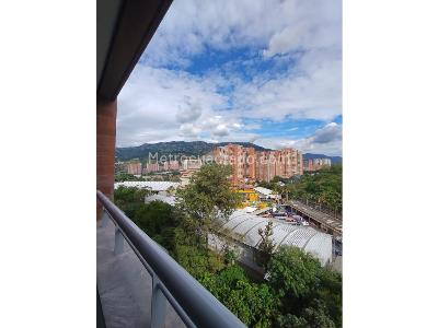 Apartamento de 2 alcobas en venta en Parque Fabricato, Bello, 56 m² · foto 1 de 16