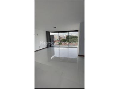 Apartamento de 3 alcobas en venta en Laureles, Medellín, 138 m² · foto 3 de 20