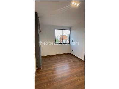 Apartamento de 3 alcobas en venta en Laureles, Medellín, 138 m² · foto 10 de 20