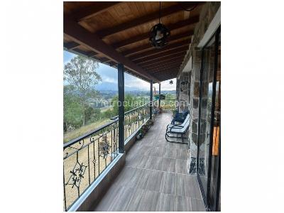 Casa de 3 alcobas en venta en San Felix, Bello, 1700 m² · foto 4 de 19