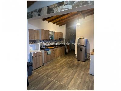 Casa de 3 alcobas en venta en San Felix, Bello, 1700 m² · foto 5 de 19