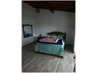 Casa de 3 alcobas en venta en San Felix, Bello, 1700 m² · foto 16 de 19