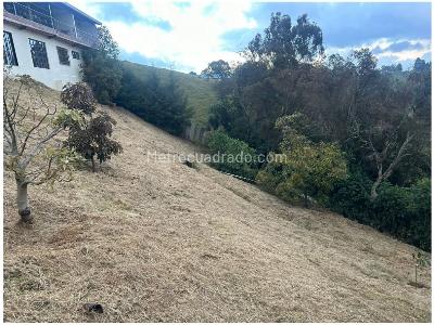 Casa de 3 alcobas en venta en San Felix, Bello, 1700 m² · foto 18 de 19