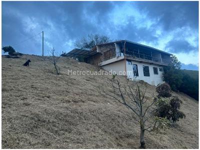 Casa de 3 alcobas en venta en San Felix, Bello, 1700 m² · foto 19 de 19