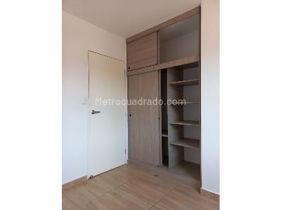 Apartamento de 3 alcobas en venta en Rosalpi, Bello, 180 m² · foto 17 de 20
