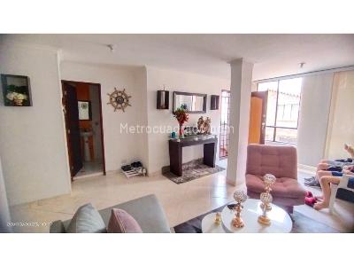 Apartamento de 3 alcobas en venta en Cabañitas, Bello, 111 m² · foto 5 de 15