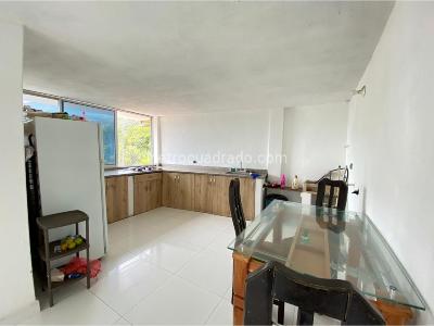 Casa de 5 alcobas en venta en Autopista Medellin Bogota, Medellín · foto 3 de 12