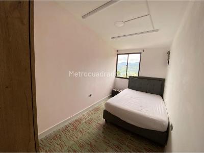 Casa de 5 alcobas en venta en Autopista Medellin Bogota, Medellín · foto 5 de 12