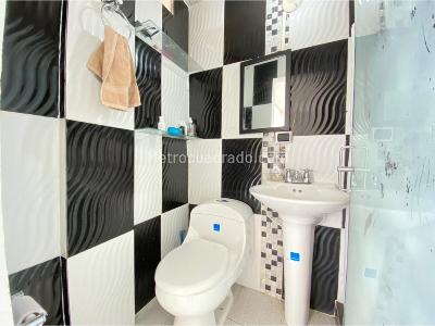 Casa de 5 alcobas en venta en Autopista Medellin Bogota, Medellín · foto 9 de 12