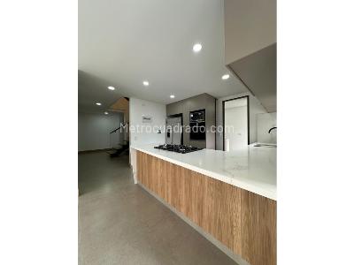 Apartamento en venta en Cumbres, Envigado · foto 4 de 19