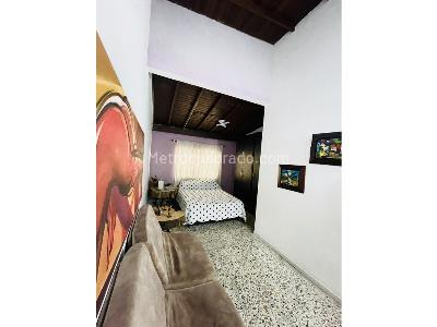Casa de 5 alcobas en venta en Simon Bolivar, Medellín, 240 m² · foto 16 de 20