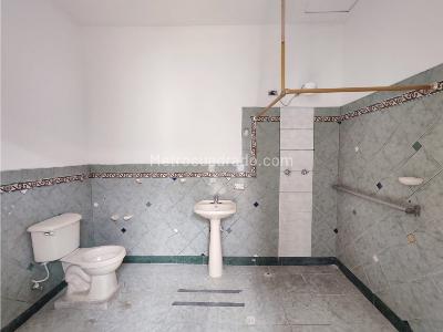 Casa de 5 alcobas en venta en Prado Centro, Medellín, 420 m² · foto 9 de 10