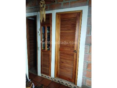 Casa de 4 alcobas en venta en San Cristobal, Medellín · foto 5 de 8