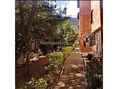 Apartamento de 4 alcobas en venta en Niquia, Bello, 72 m² · foto 6 de 9
