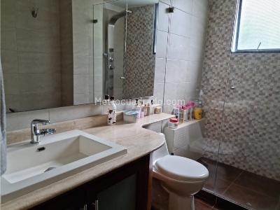 Apartamento de 5 alcobas en venta en Loma De Alejandria, Medellín, 316 m² · foto 15 de 20