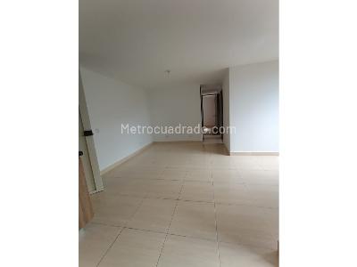 Apartamento de 3 alcobas en venta en El Mirador, Bello, 54 m² · foto 2 de 11