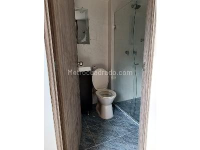 Apartamento de 3 alcobas en venta en El Mirador, Bello, 54 m² · foto 6 de 11