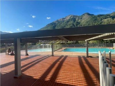 Apartamento de 3 alcobas en venta en El Mirador, Bello, 54 m² · foto 9 de 11