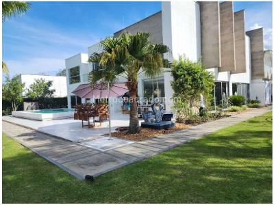Casa de 5 alcobas en venta en Llano Grande, Rionegro · foto 5 de 20
