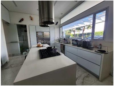 Casa de 5 alcobas en venta en Llano Grande, Rionegro · foto 8 de 20