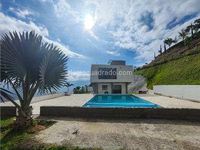 Casa de 5 alcobas en venta en Vereda La Delgadita, Bello, 2000 m² · foto 3 de 20