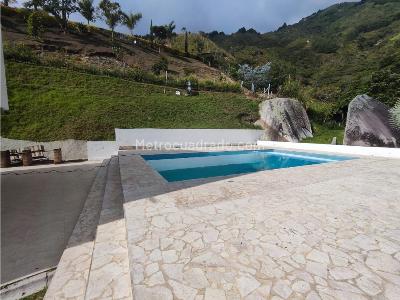Casa de 5 alcobas en venta en Vereda La Delgadita, Bello, 2000 m² · foto 5 de 20