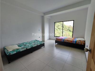 Casa de 5 alcobas en venta en Vereda La Delgadita, Bello, 2000 m² · foto 14 de 20