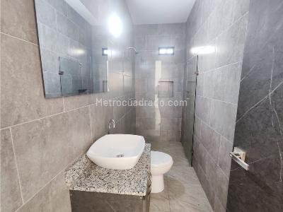 Casa de 5 alcobas en venta en Vereda La Delgadita, Bello, 2000 m² · foto 18 de 20